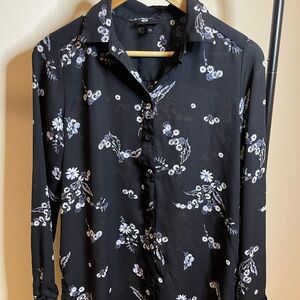 Who What Wear Sheer Black Floral Women’s Shirt